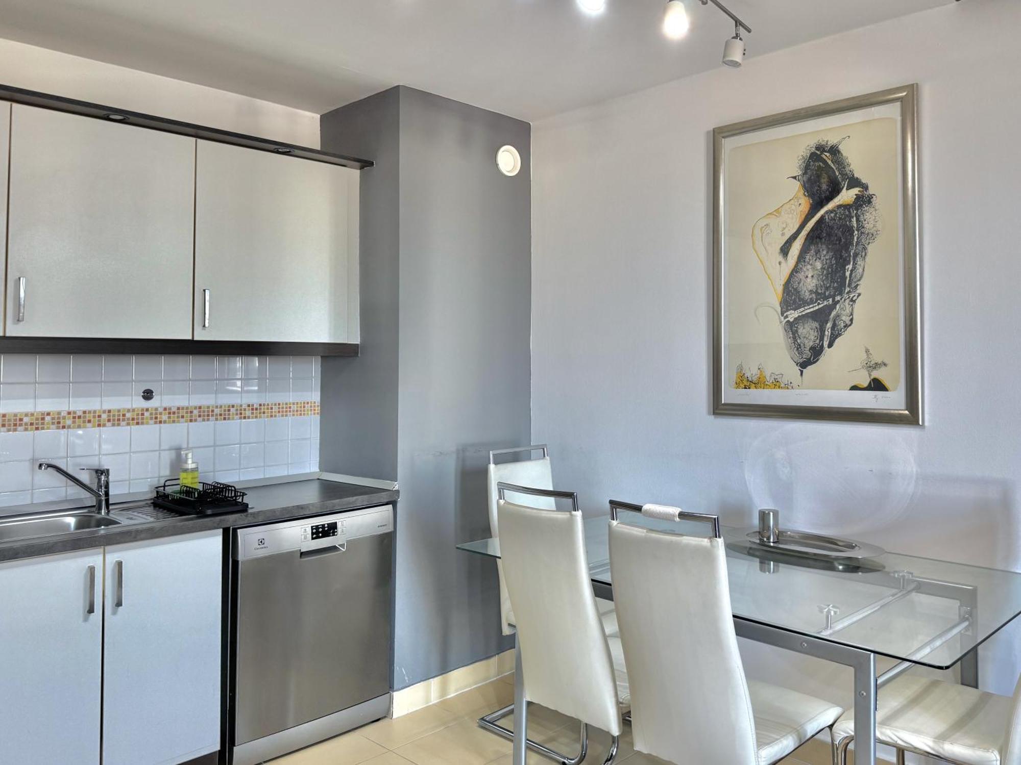 Premium Apartment By Hi5- Cp With Free Parking 布达佩斯 外观 照片